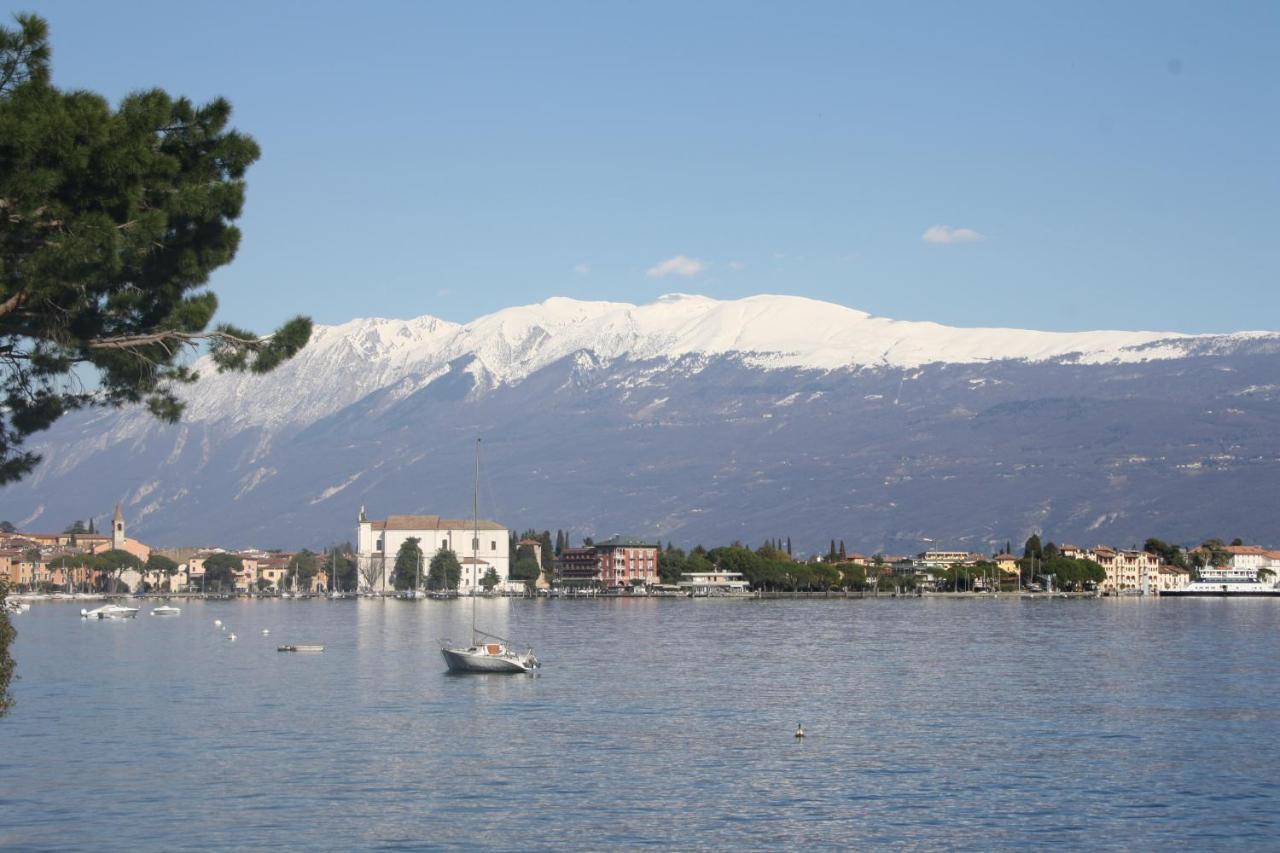 Appartamento 23 - Bilocale Vista Lago توسكولانو ماديرنو المظهر الخارجي الصورة